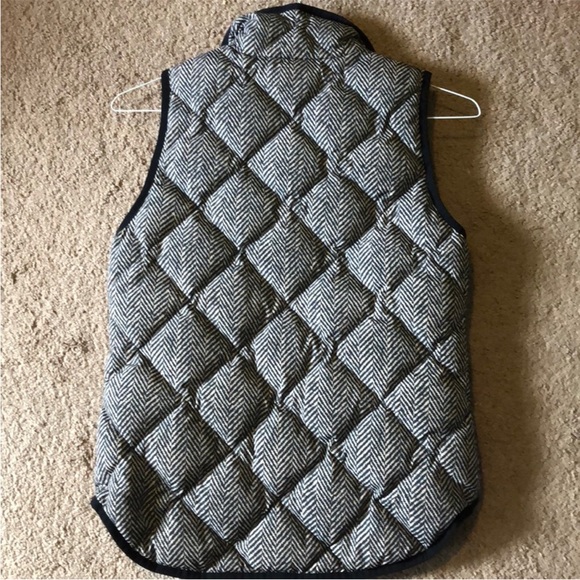 J Crew Down Vest - Picture 3 of 5